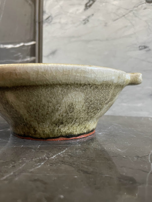 Block Handle Bowl